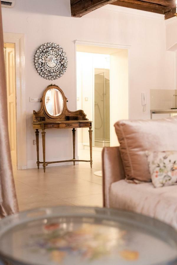 Ab - The Apartma